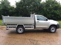 Toyota Hilux single cab. All anodised alloy tipping body