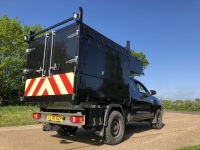 Toyota Hiux Extra Cab.Tipping body with Full Removable Arb Kit